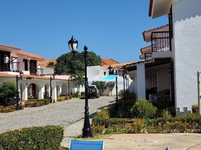 #21 - Casa para Venta en Pampatar - O - 2