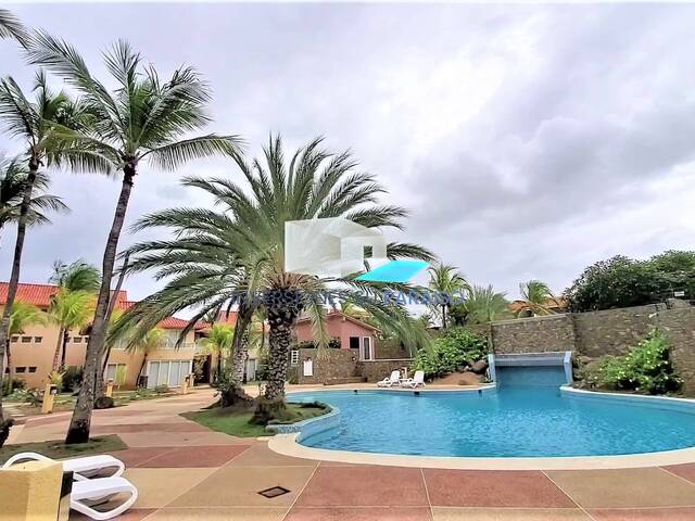 #3 - Departamento para Venta en Pampatar - O - 2